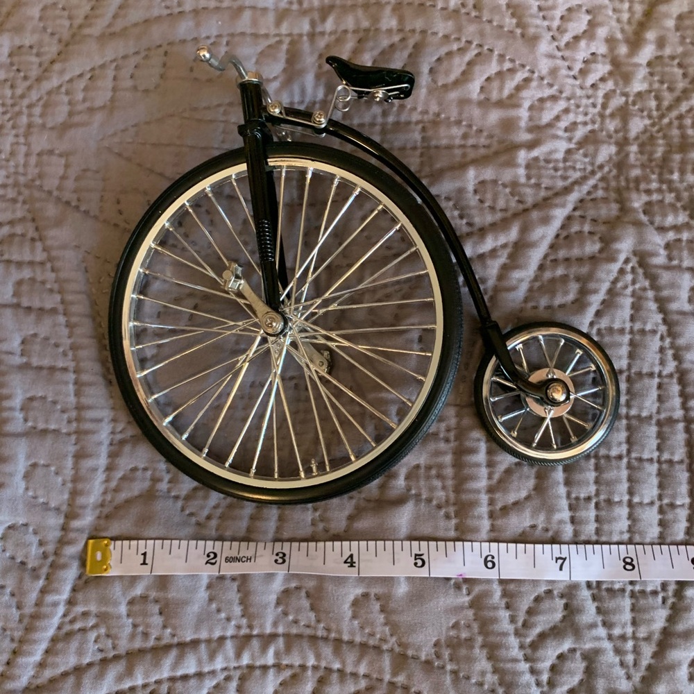 Vintage Style Black Penny Farthing Model